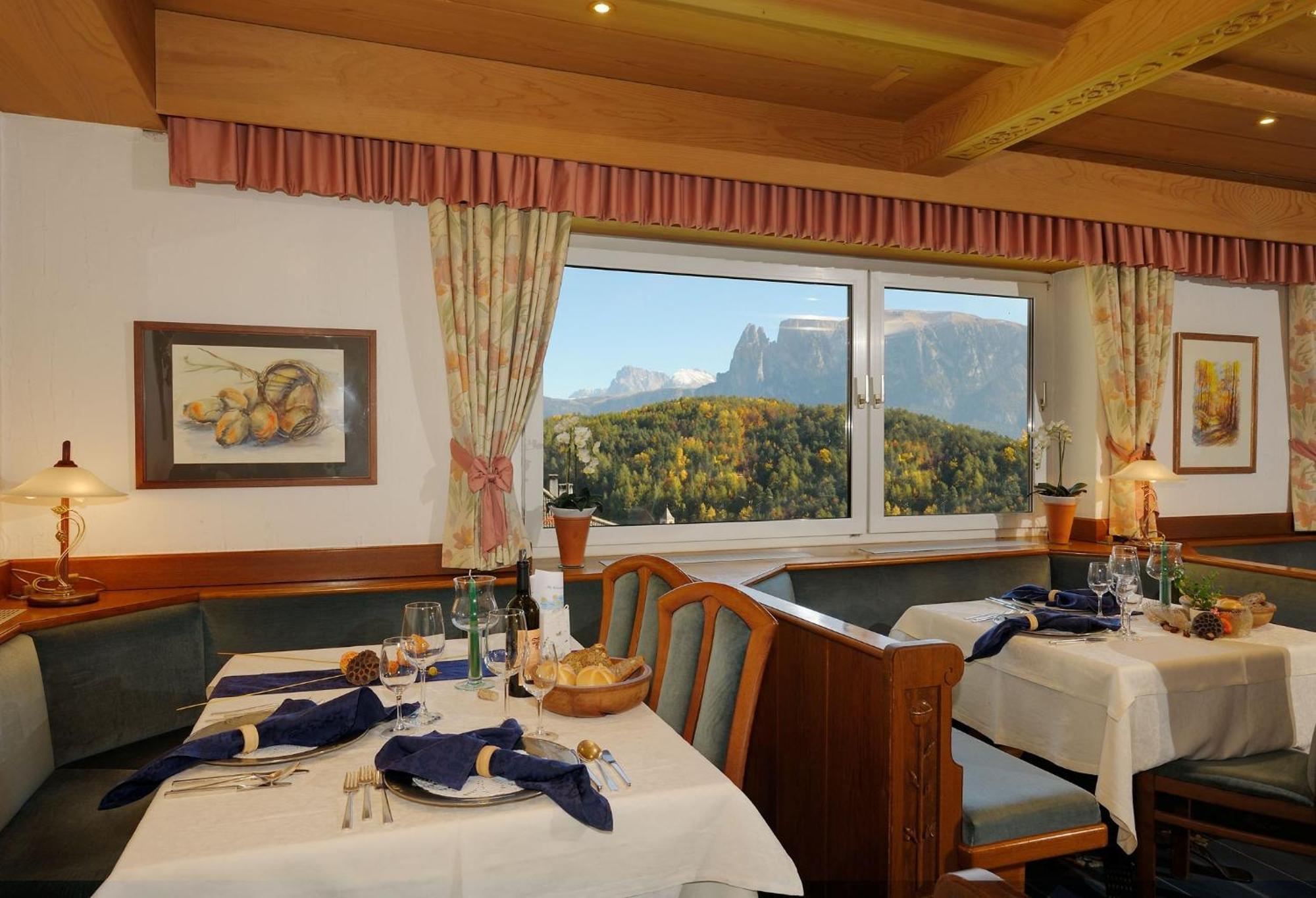 קוללבו Hotel Dolomitenblick מראה חיצוני תמונה