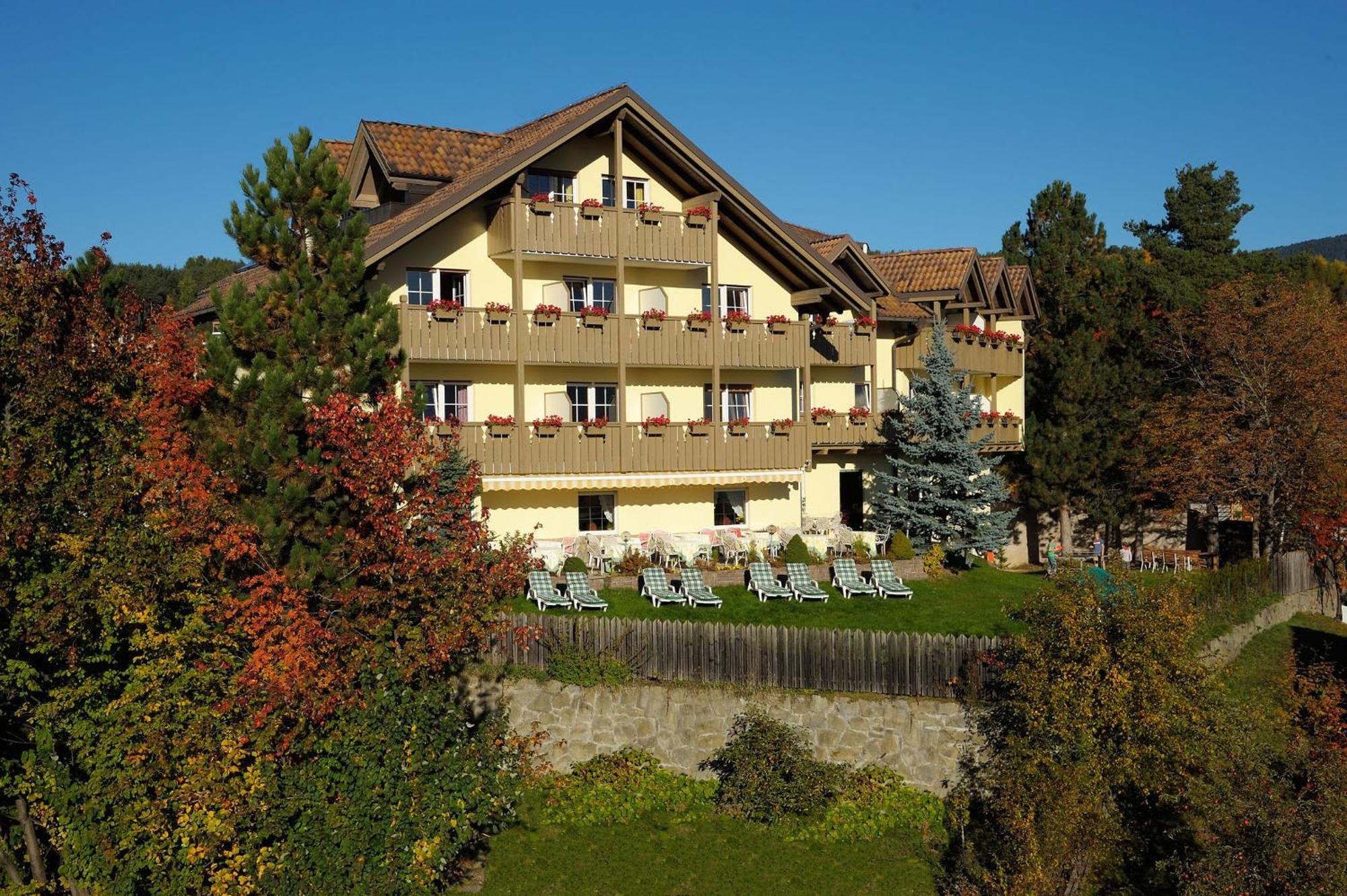 קוללבו Hotel Dolomitenblick מראה חיצוני תמונה