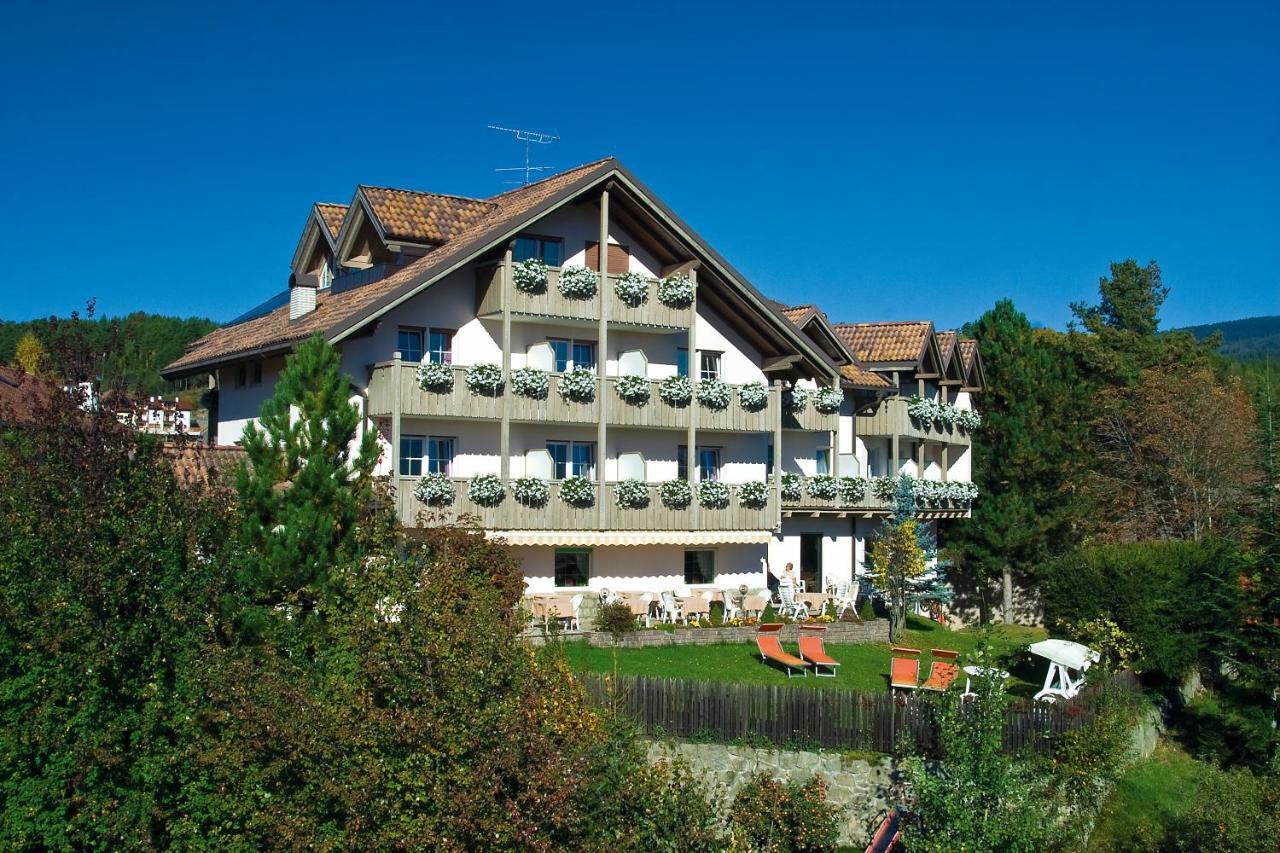 קוללבו Hotel Dolomitenblick מראה חיצוני תמונה